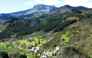 La Ronde des Sucs au printemps – Printemps de la Randonnée